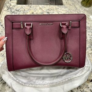 Purple Michael Kors Dillon Purse with Crossbody Strap